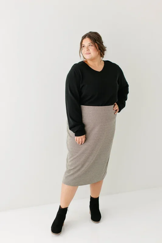 ‘Corryn’ Houndstooth Pencil Midi Skirt