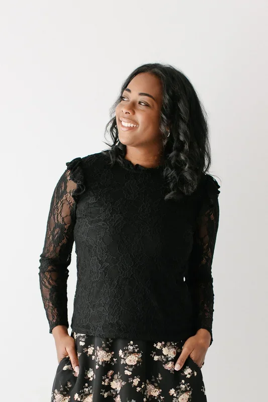 ‘Viveca’ Lace Overlay Top