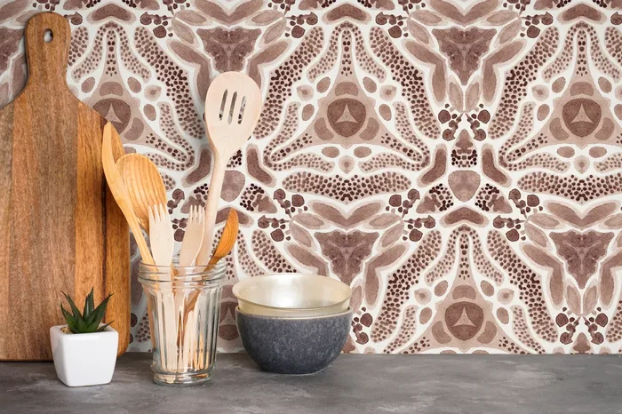 Abstract Wallpaper With A Bohemian Kaleidoscope Motif In Brown And Taupe – X042