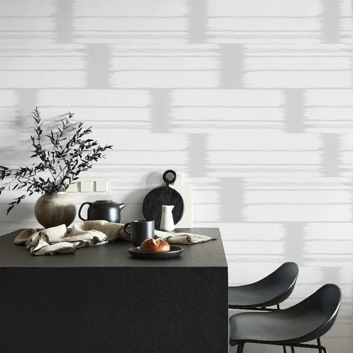 Abstract Wallpaper With Horizontal Brush Strokes In Light Gray – C685