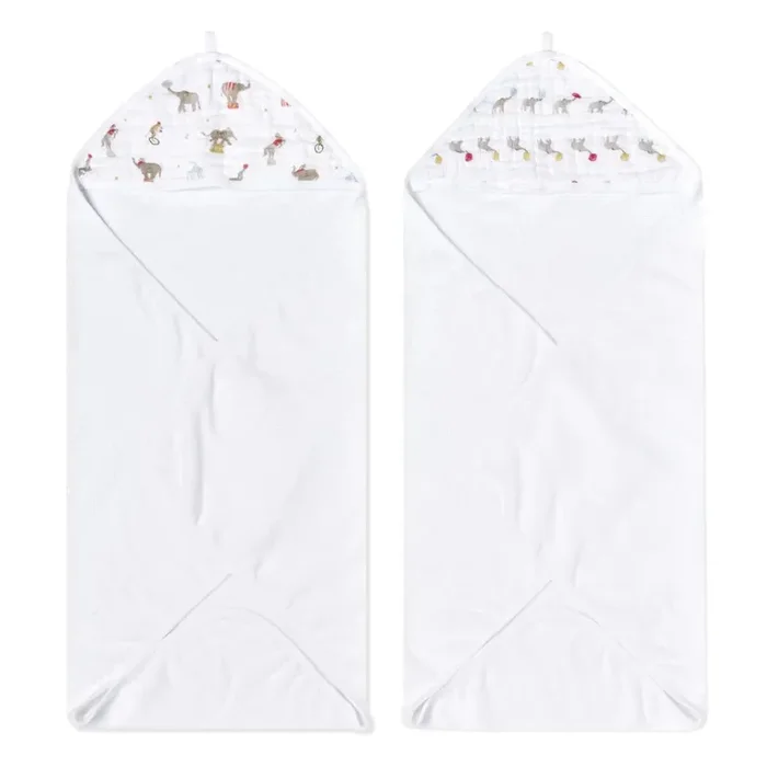 Aden + Anais Elephant Circus 2-Pack Hooded Towels