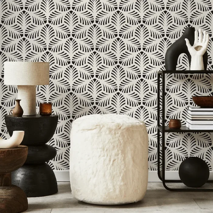 Art Deco Wallpaper With A Geometric Fan Pattern In Black And Cream – C440