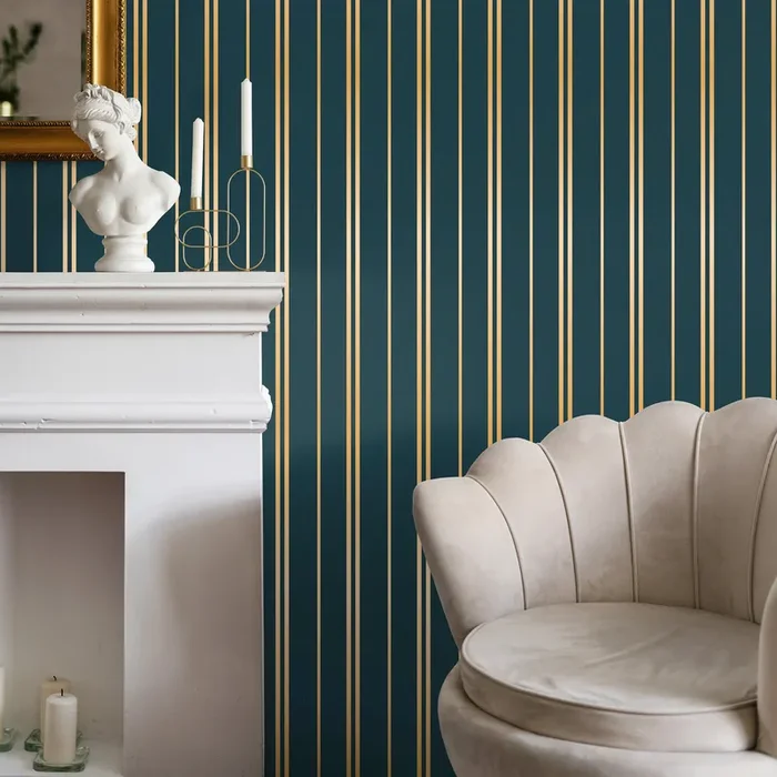Art Deco Wallpaper With An Elegant Striped Motif In Green And Gold – D770