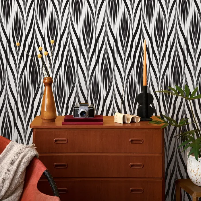 Art Deco Wallpaper With Sweeping Brush Strokes In Black And White – C101