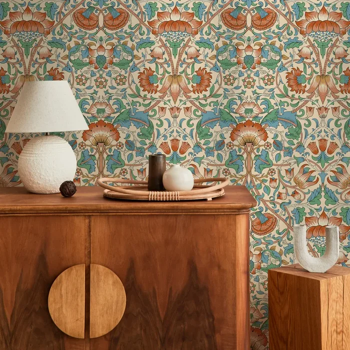 Arts And Crafts Wallpaper With Stylized Florals In Red, Green, And Blue – D521