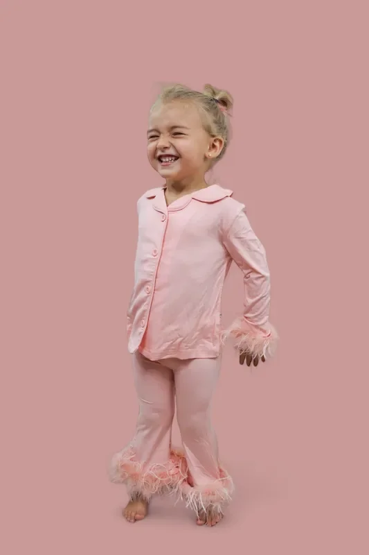 Coral Girl’s Flare Feathered Dream Set