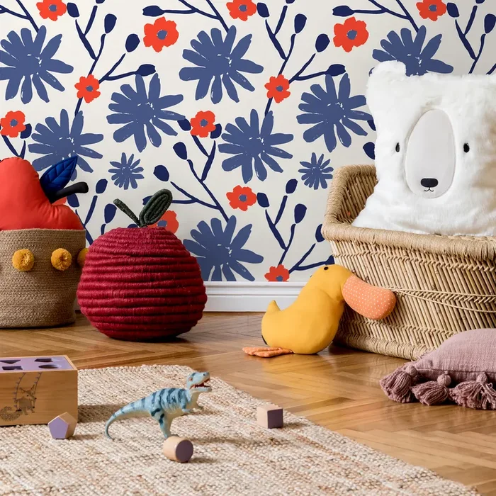 Floral Wallpaper Featuring A Painterly Print In Blue And Red – B448