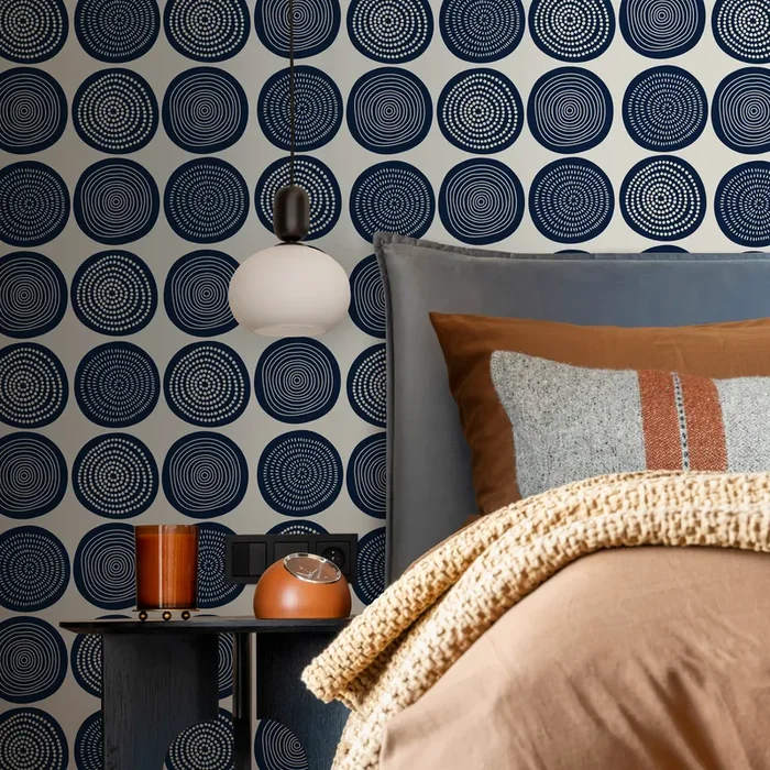 Geometric Wallpaper With Hand-drawn Circle Motifs In Navy Blue – B783