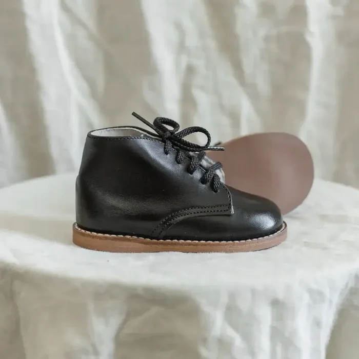 Henry First Walker – Black