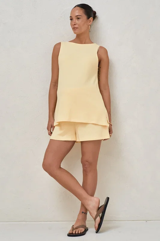 Kindred Nursing Top – Lemon