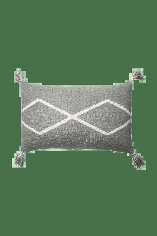 Knitted Cushion Oasis Grey – Bereber Classics