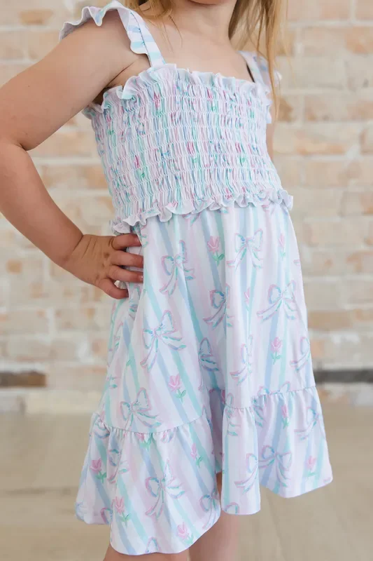 Lila – Smocked Dress