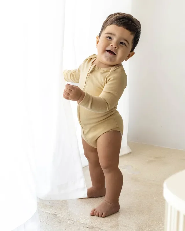 Long Sleeve Zipper Bodysuit In Latte