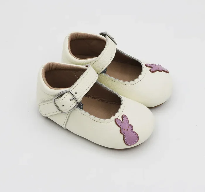Mary Jane – Ivory With Peeps Patch