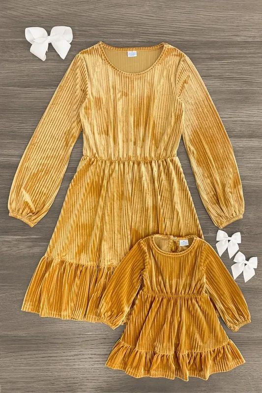 Mom & Me – Gold Ribbed Dress