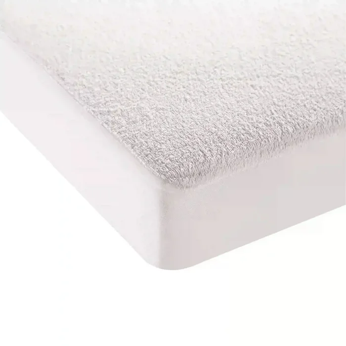 Moon – Waterproof Crib Mattress Protector (70 x 133 x 12 cm)