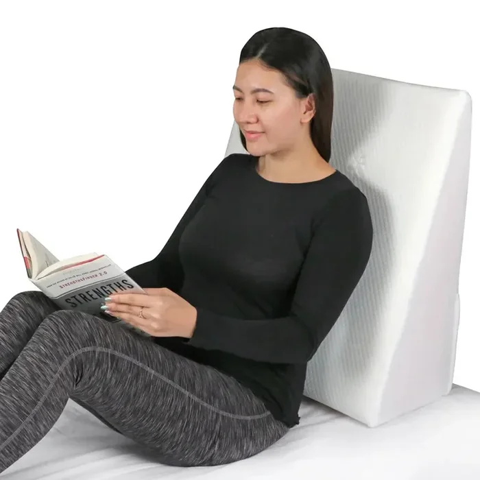 Moon – Wedge Pillow (60 x 60 x 25 cm)