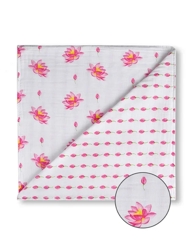 ORGANIC SNUG BLANKET – LOTUS