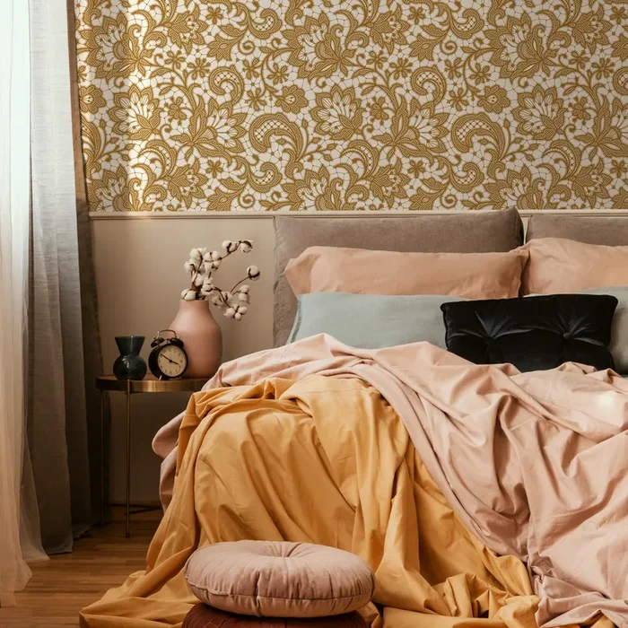 Ornamental Wallpaper With An Intricate Floral Lace Motif In Yellow – D210