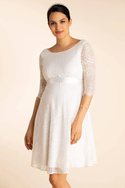 Plus Size A-Line Maternity Wedding Dress with Back Cutout
