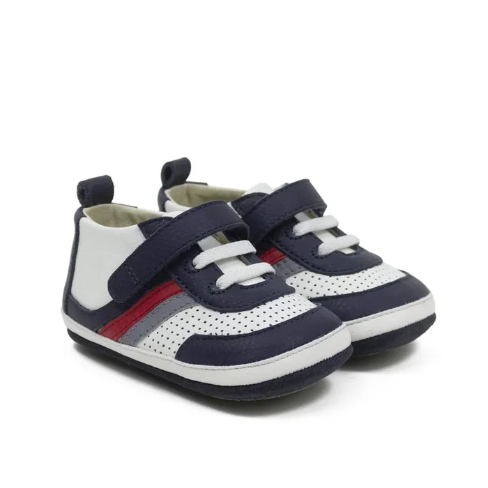 Robeez Mikey Sneaker in Black/Red