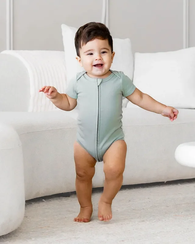 Short Sleeve Zipper Bodysuit In Sage, 9-12m