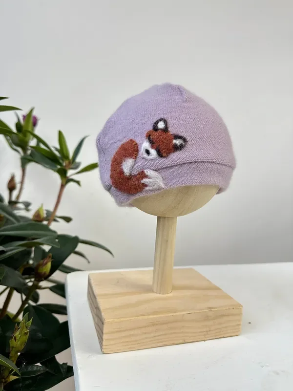 Sleeping Fox Cashmere Hat – Newborn