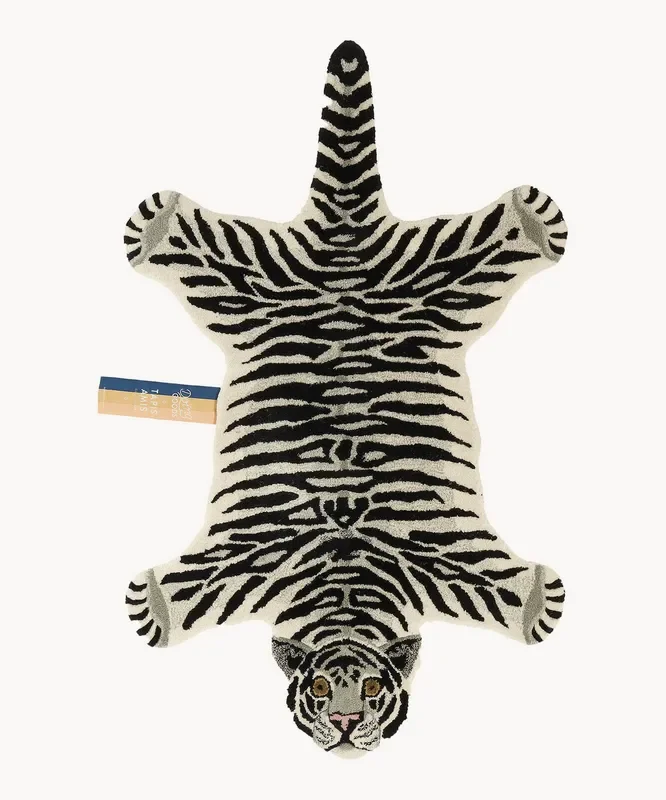 Snowy Tiger Rug Large