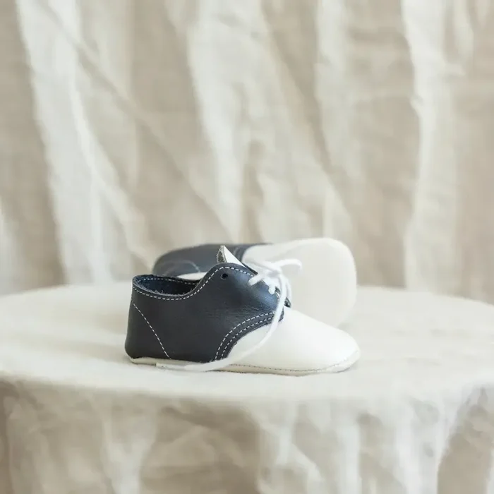 Soft Soled Oxford – White/navy
