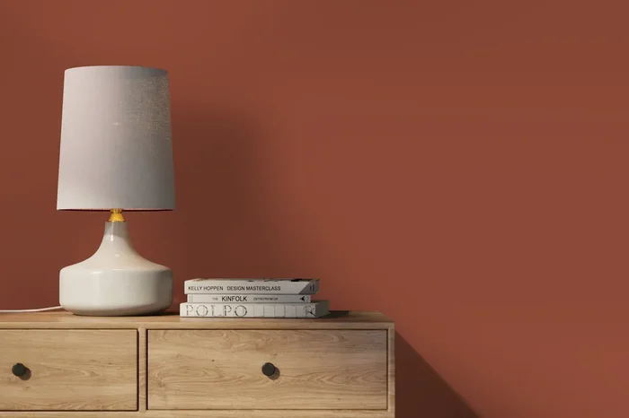 Solid Color Wallpaper In An Earthy Terracotta Hue – D428