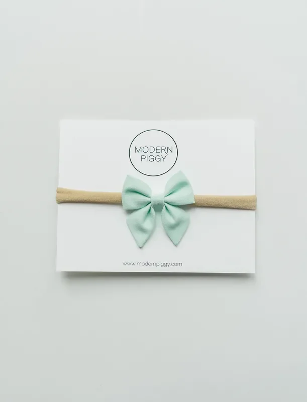 Spring Breeze | Mini Piggy Bow