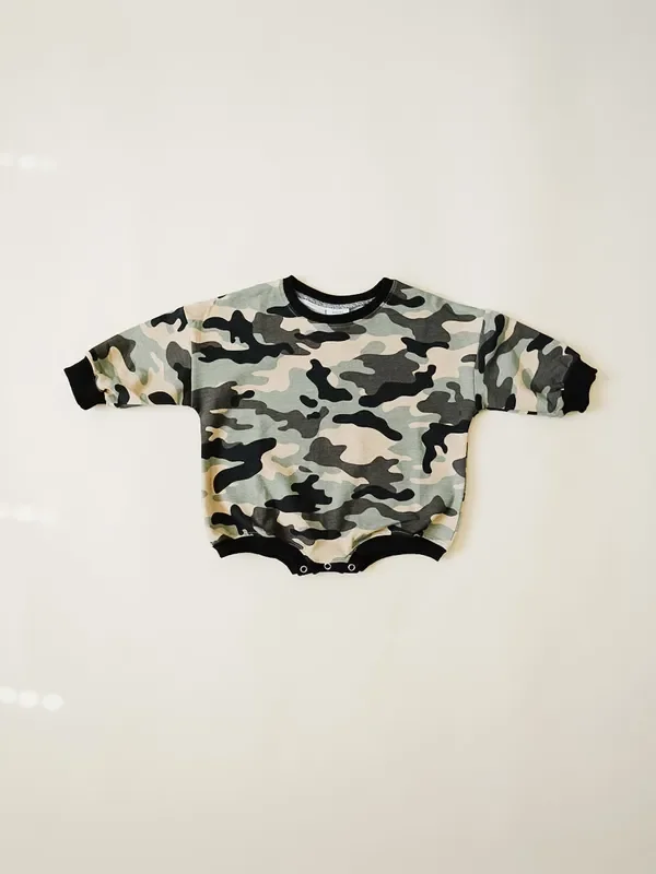 Sweatshirt Romper – Camo
