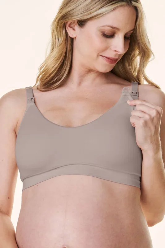 T-shirt, pregnancy and nursing bra, sand