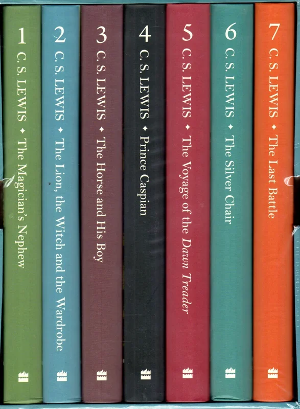 The Chronicles of Narnia: The Full-Colour Hardback Collection
