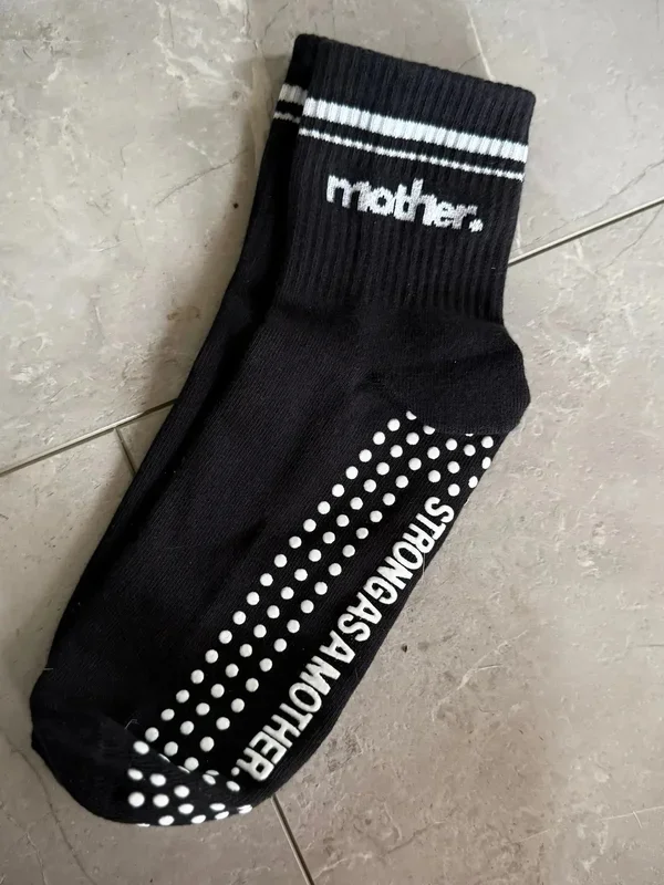 Throwback Half Crew Striped Grip Socks