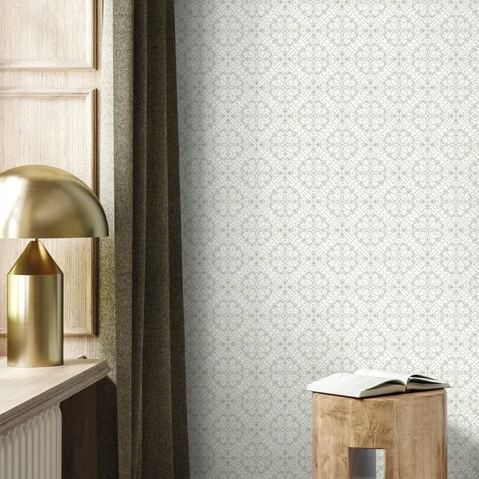 Tile Wallpaper With An Intricate Filigree Motif In Light Green – A413