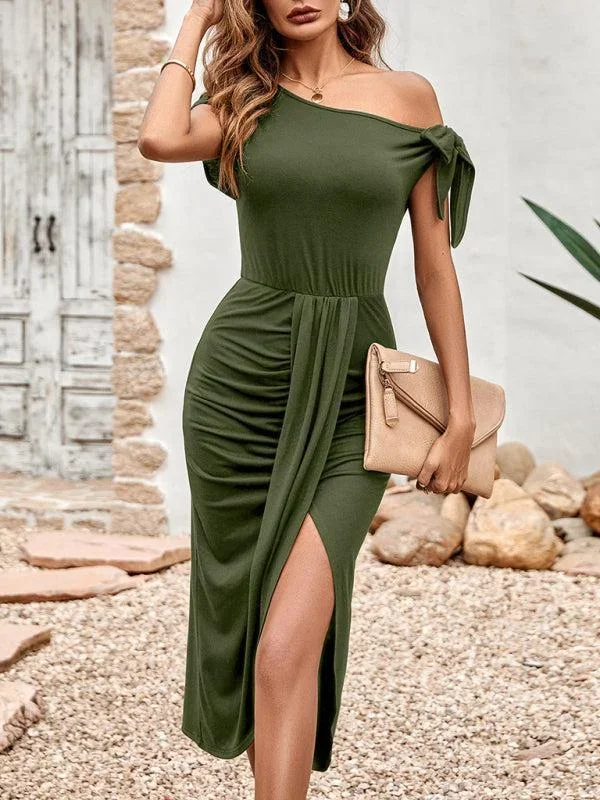 Women’s Solid Colour Casual Slanted Neck Dress